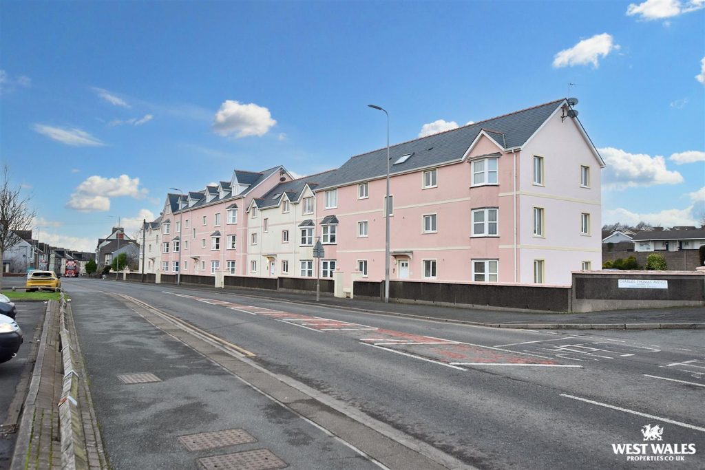 Property Thumbnail Image