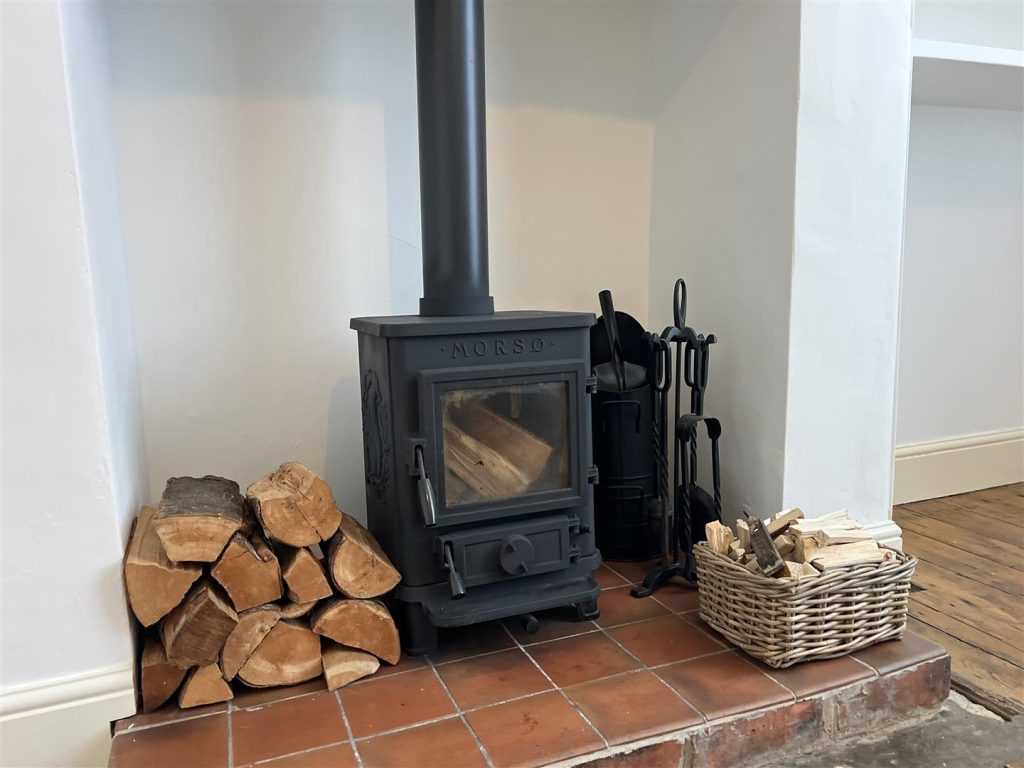 LOG BURNER