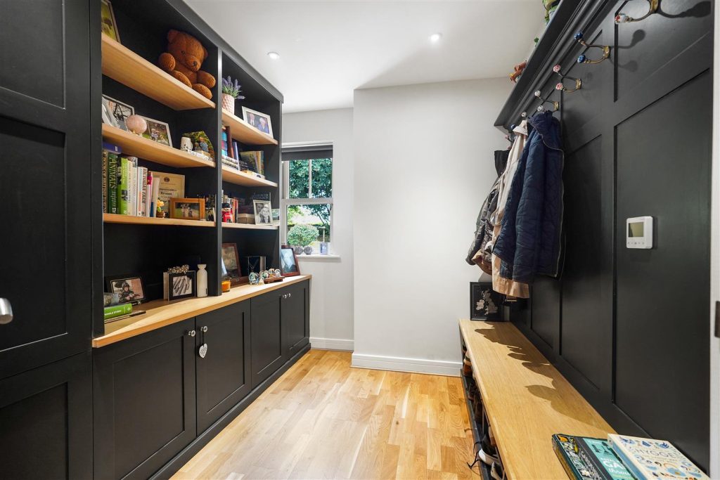 Study/ Bootroom