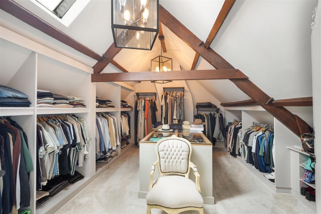 Dressing Room/Bedroom