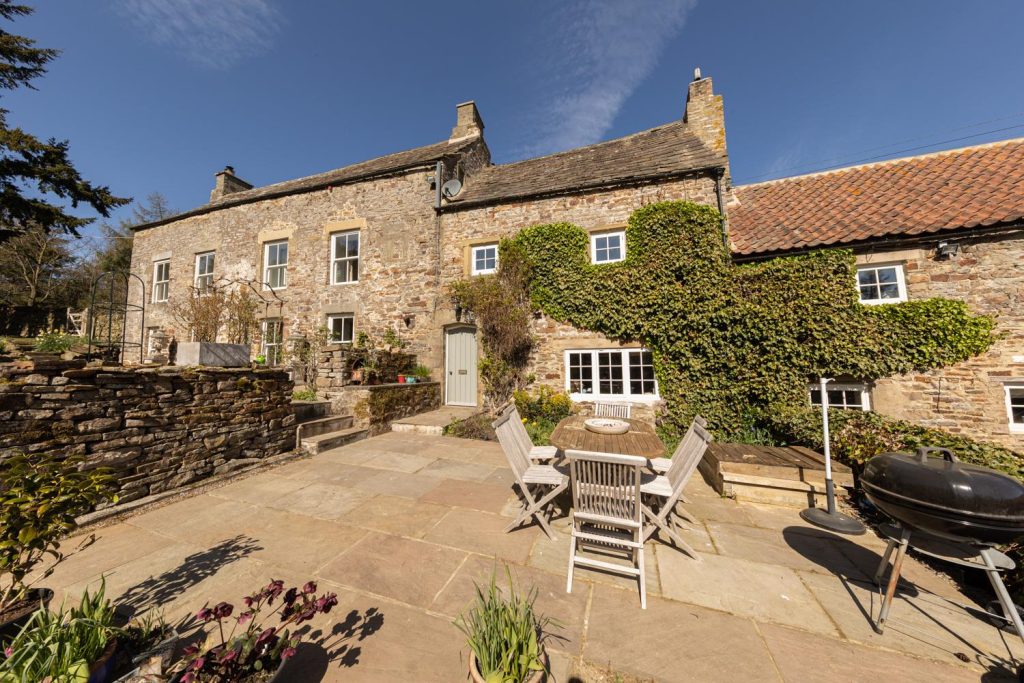 Coves House