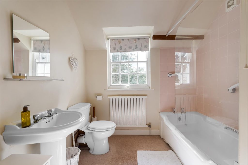 En-suite.jpg